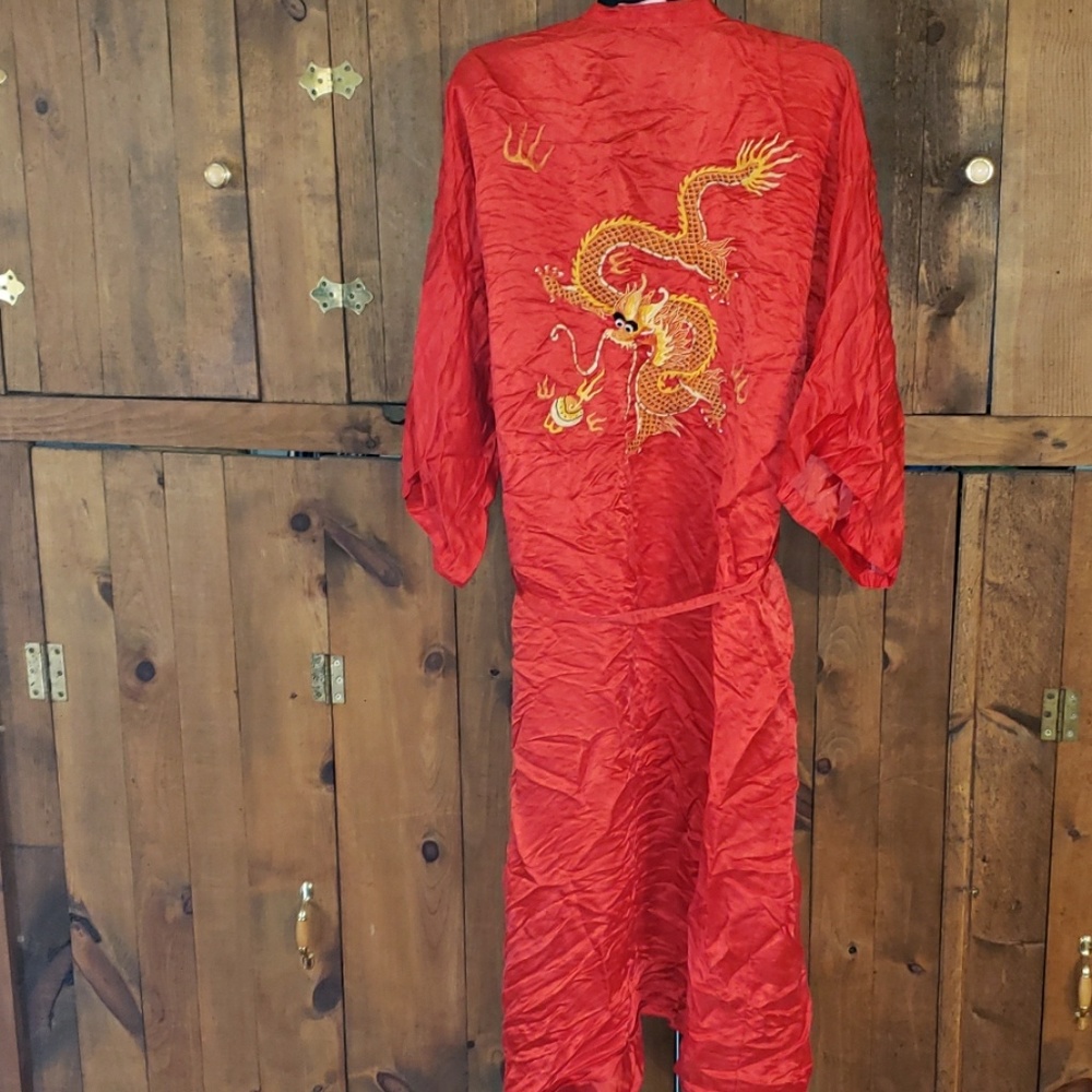 Sold-Oriental Robe - Picture 2 of 4